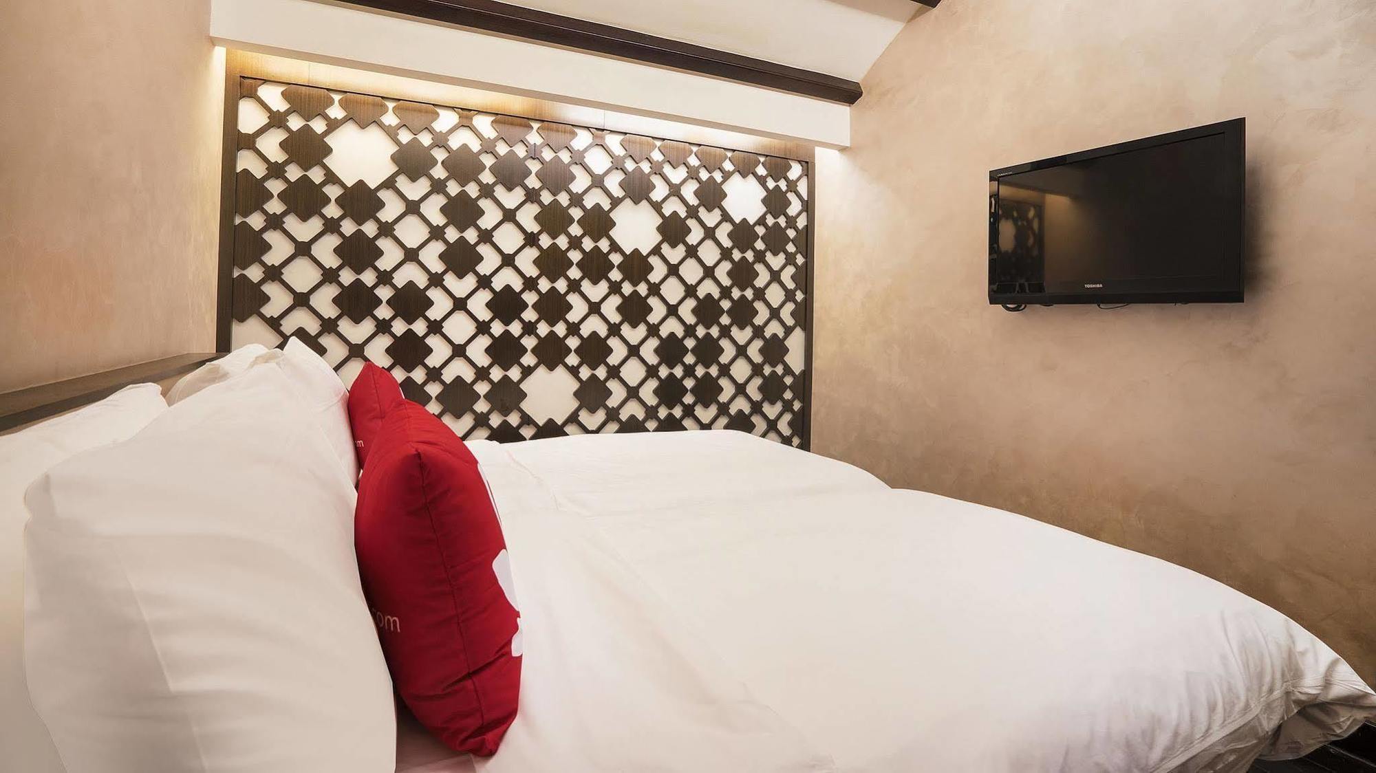 Zen Premium Outram Park Hotel Singapore Exterior photo